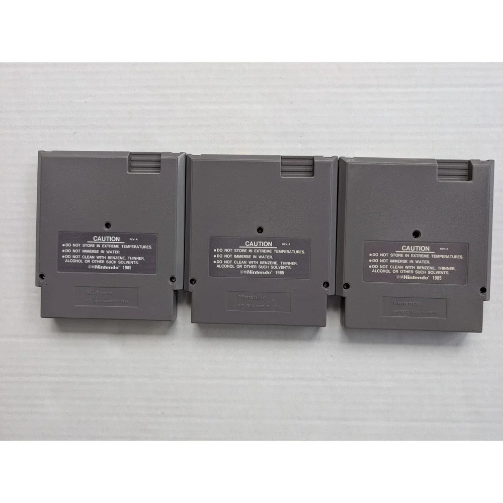 Vintage NES Game Lot of 9 w/ Carrying Case Mario Bros Donkey Kong Nintendo